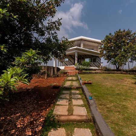 Aqua & Sage By Stayvista - Riverside Villa With Pool & Terrace Karjat Exteriör bild