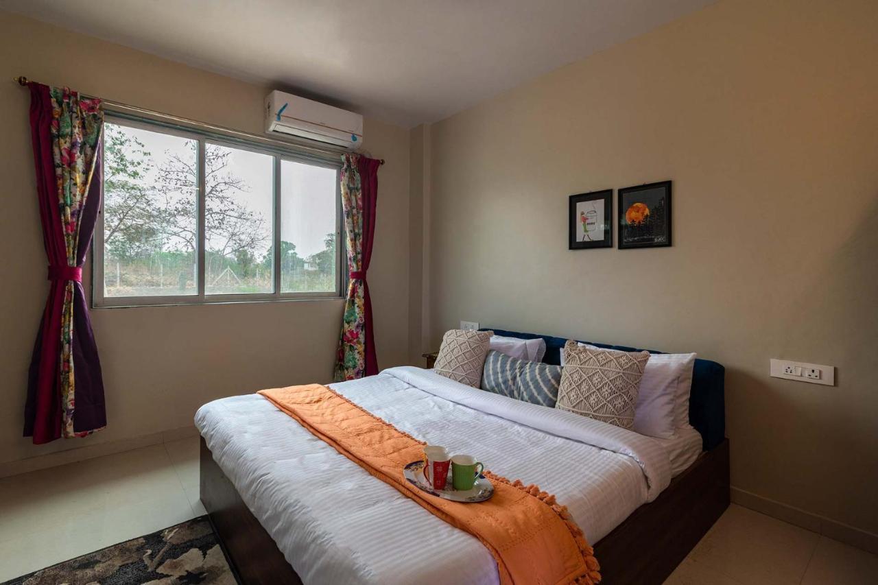 Aqua & Sage By Stayvista - Riverside Villa With Pool & Terrace Karjat Exteriör bild