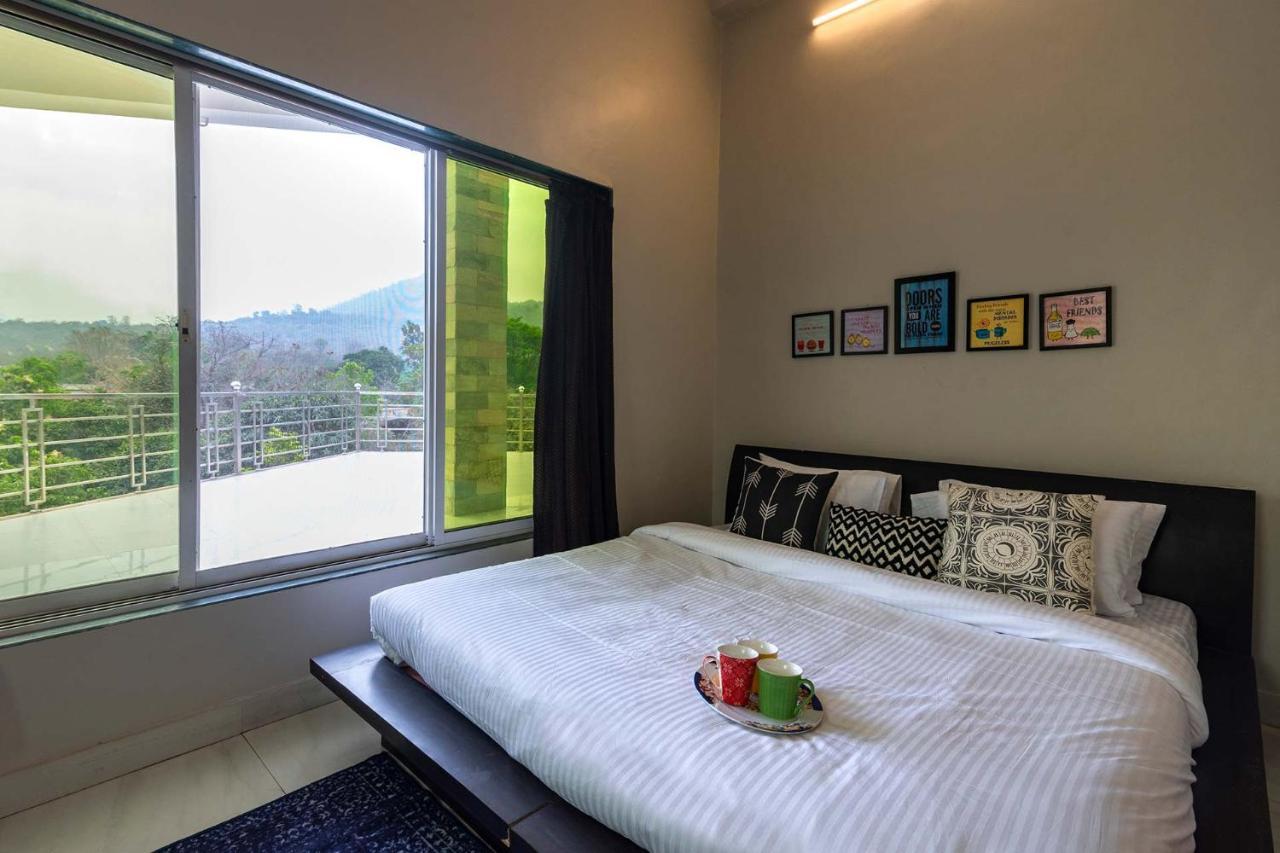 Aqua & Sage By Stayvista - Riverside Villa With Pool & Terrace Karjat Exteriör bild